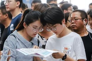 沪媒：申花阵容还是存在一些短板，下半程双线作战得未雨绸缪